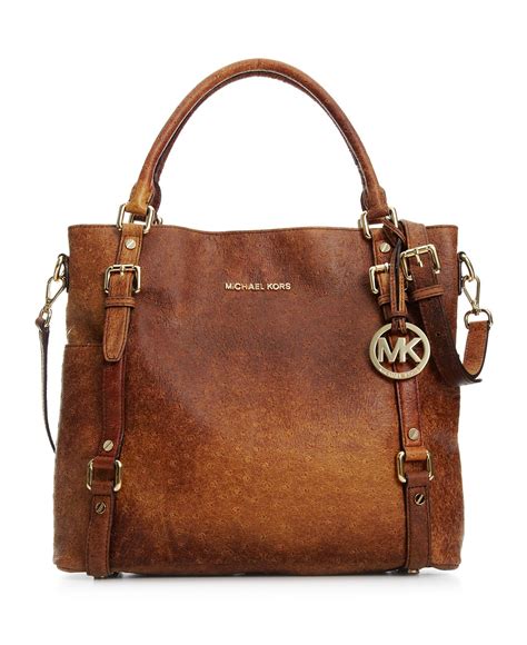 michael kors handbags outlet clearance.